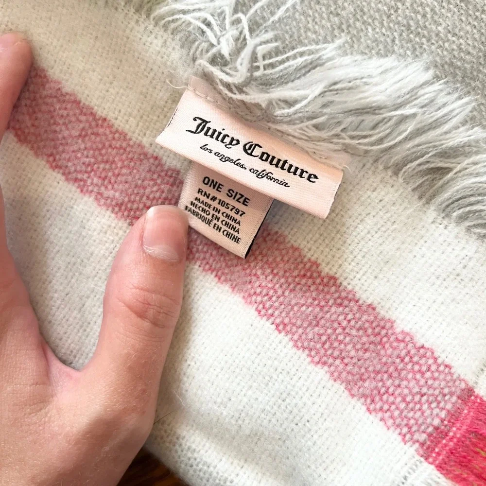 Juicy Couture Branded Logo‎ Soft Scarf Shawl Fringe Y2K